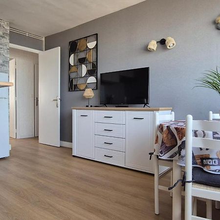 Residence Du Bord De Mer 9 Appartements Avec Une Vraie Vue Mer Le Tréport Esterno foto
