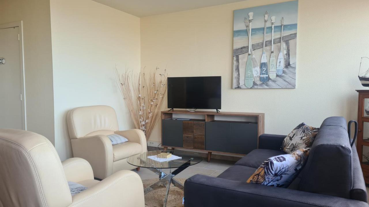 Residence Du Bord De Mer 9 Appartements Avec Une Vraie Vue Mer Le Tréport Esterno foto
