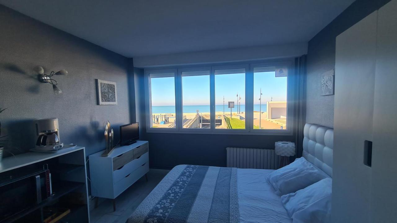 Residence Du Bord De Mer 9 Appartements Avec Une Vraie Vue Mer Le Tréport Esterno foto