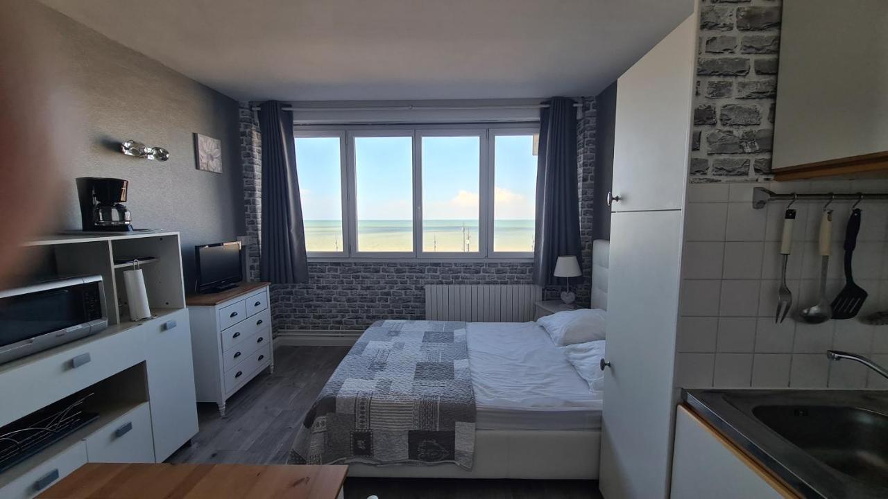 Residence Du Bord De Mer 9 Appartements Avec Une Vraie Vue Mer Le Tréport Esterno foto