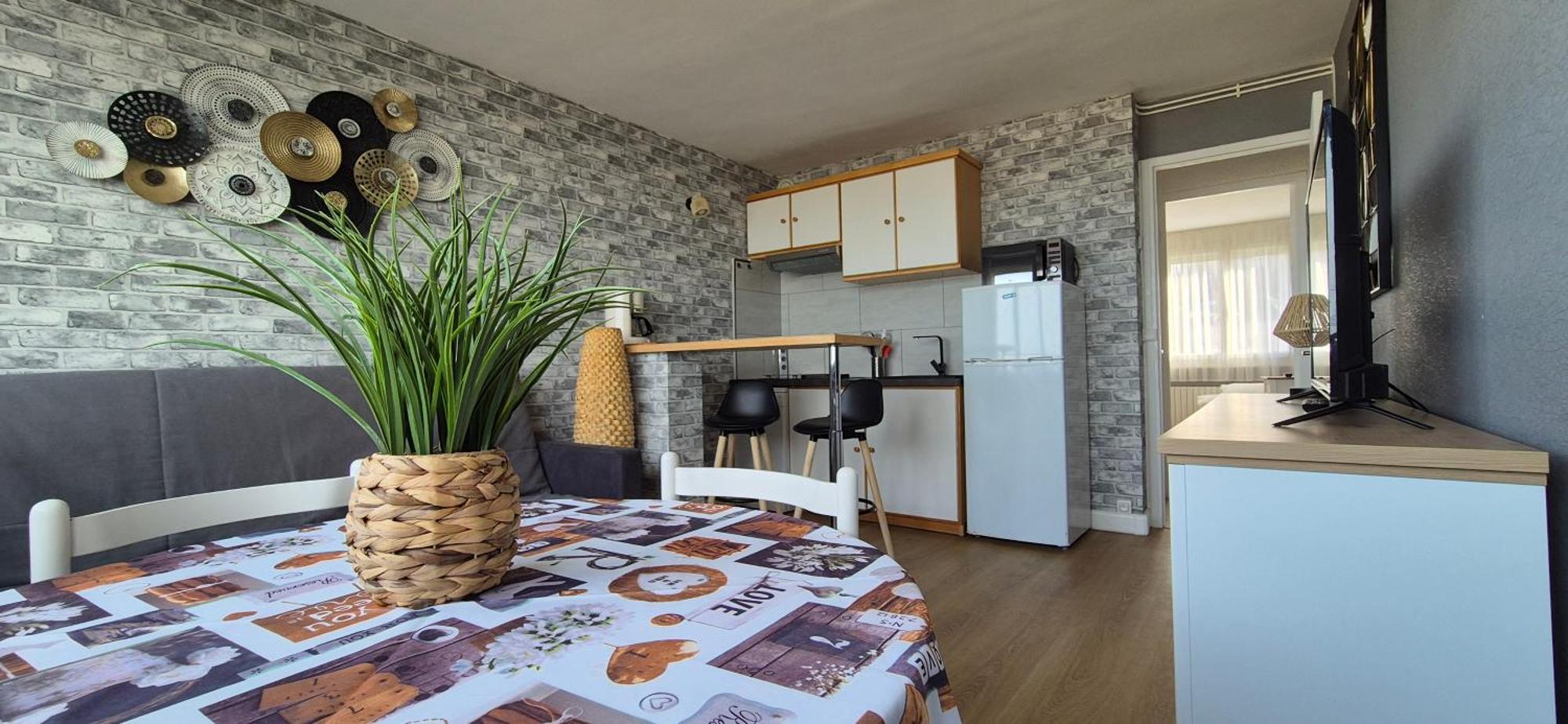 Residence Du Bord De Mer 9 Appartements Avec Une Vraie Vue Mer Le Tréport Esterno foto